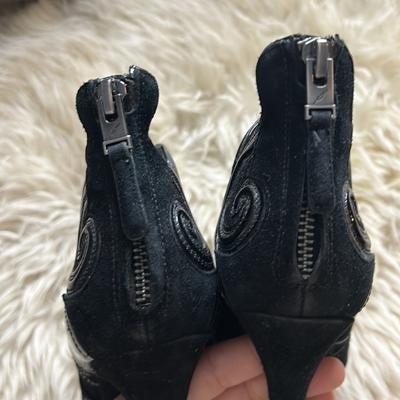 Brian Atwood Figara Suede Patent Platform circus Booties size 37 noir black - Picture 5 of 13